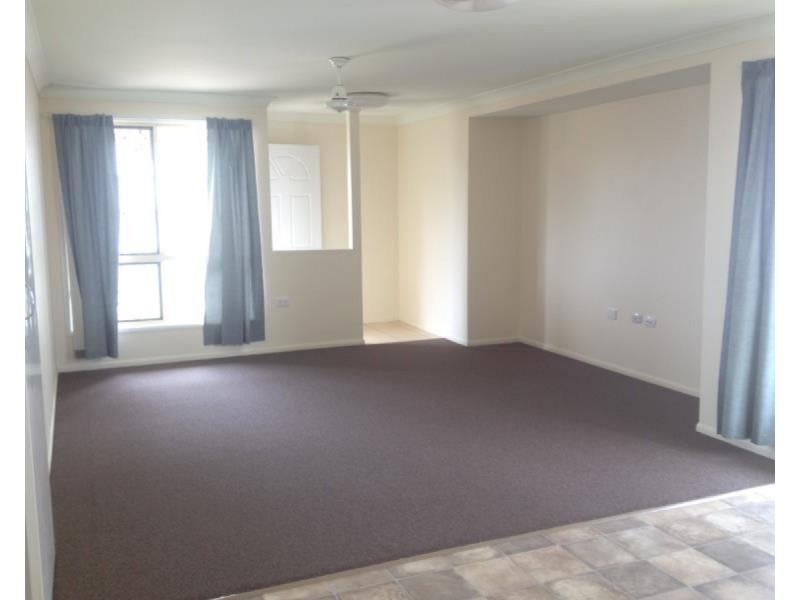 92 Murray Street, The Range QLD 4700